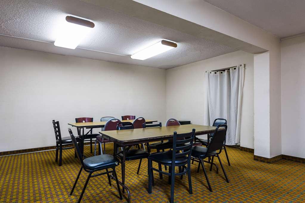 Red Roof Inn Vero Beach - I-95 Facilities photo