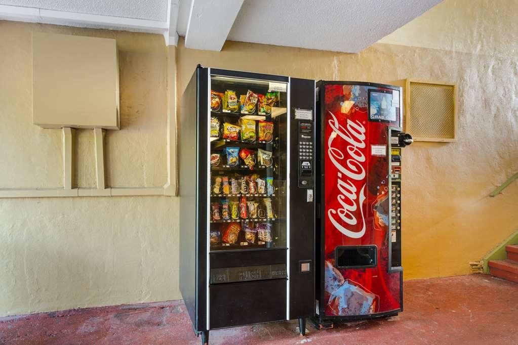Red Roof Inn Vero Beach - I-95 Facilities photo