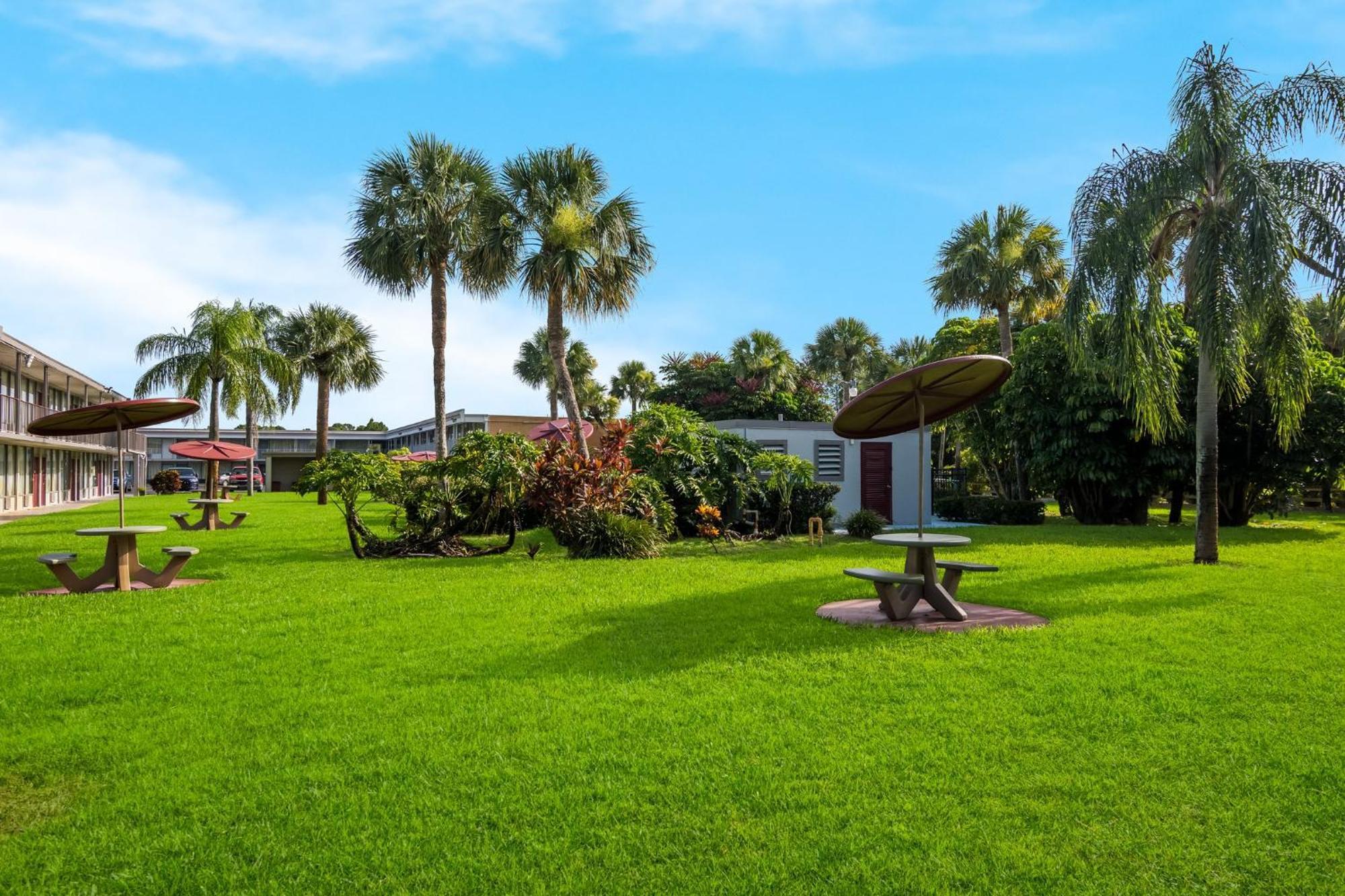 Red Roof Inn Vero Beach - I-95 Exterior photo