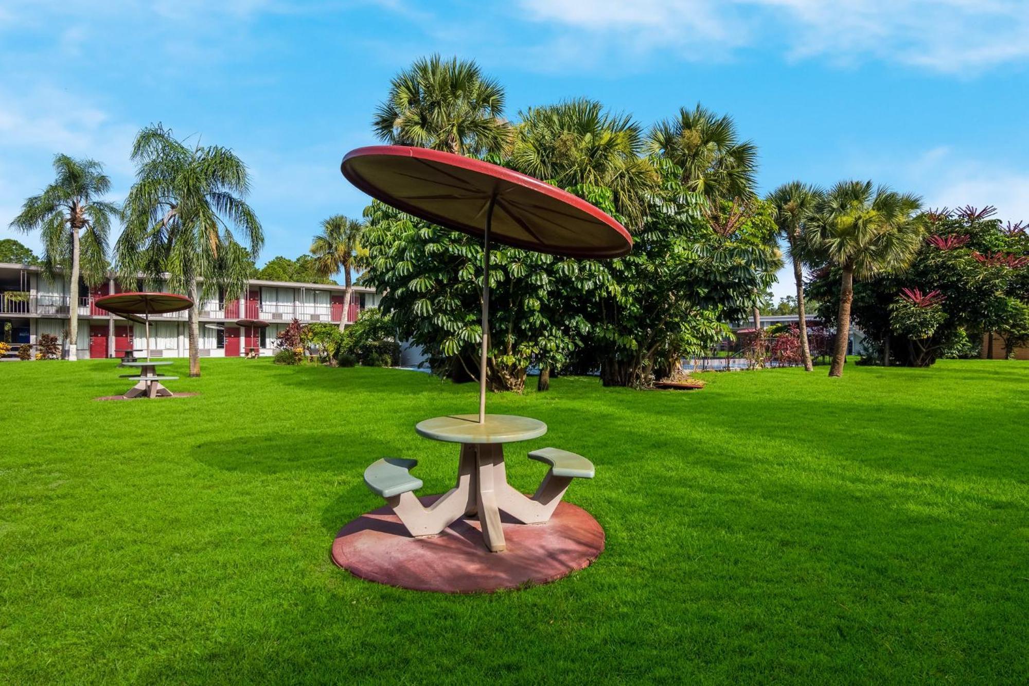 Red Roof Inn Vero Beach - I-95 Exterior photo